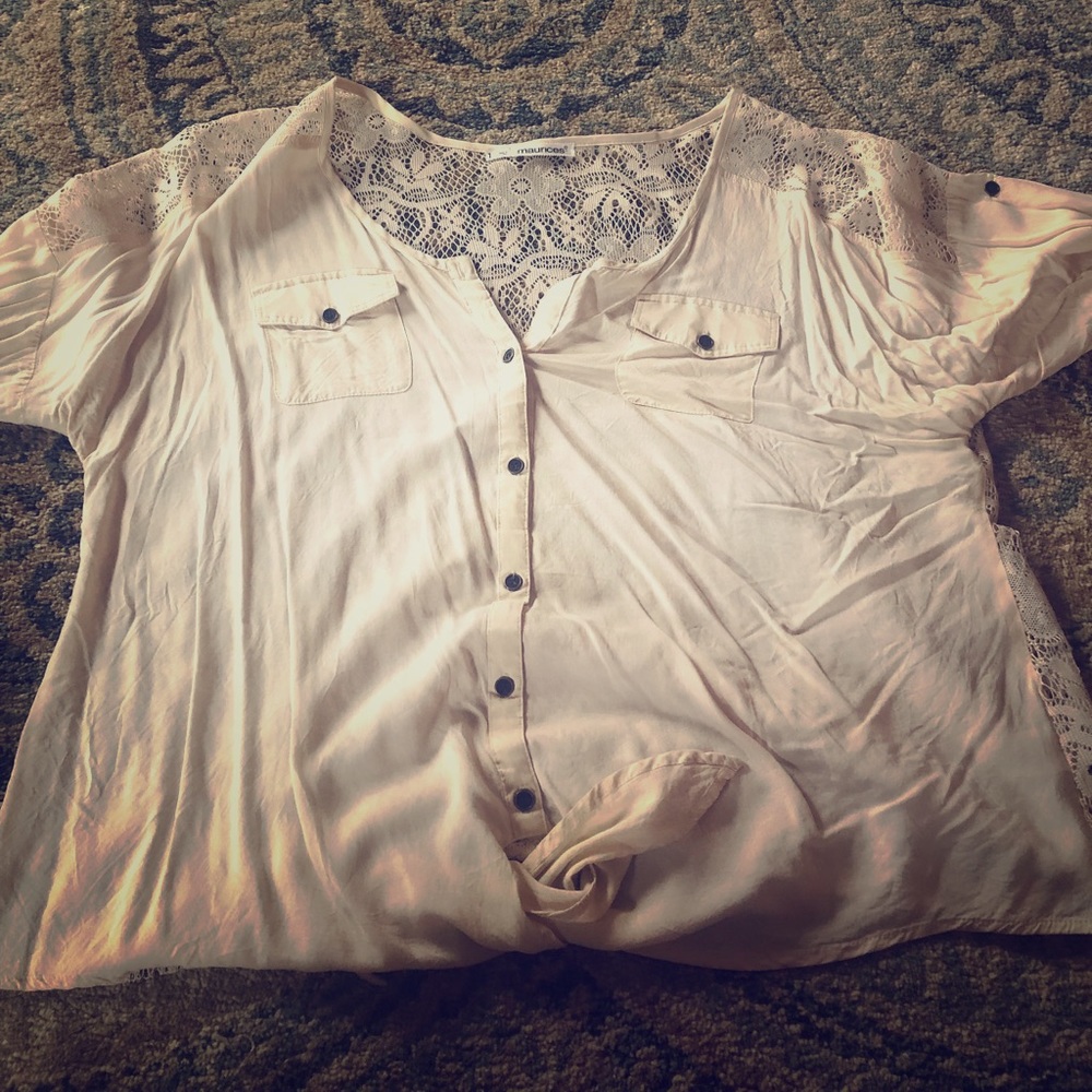 Size 1 Maurice’s blouse